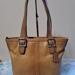 Authentic Vintage Coach Shoulder bag Moose Colored No. B063-9572